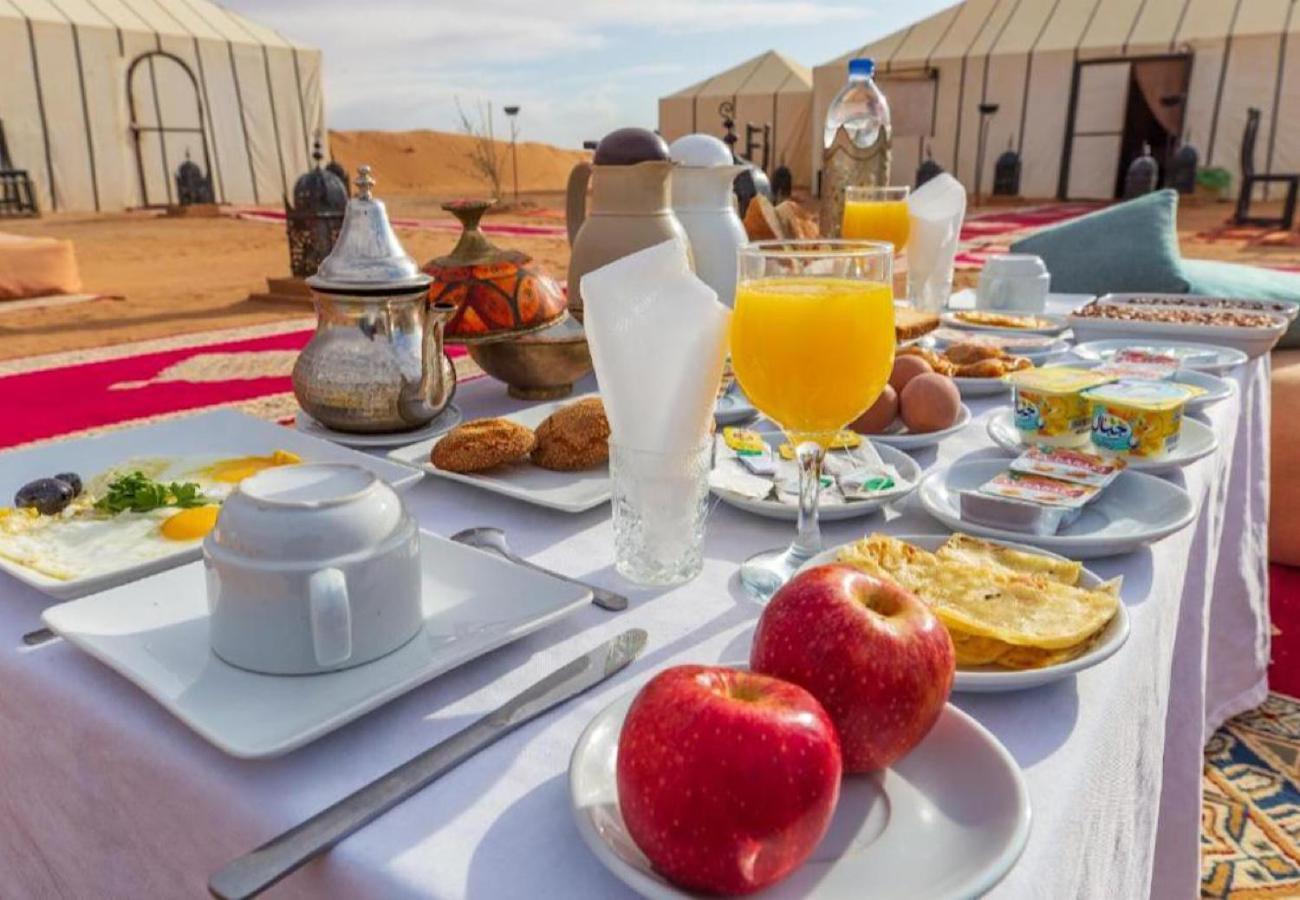 Host Luxury Camp Ξενοδοχείο Merzouga Εξωτερικό φωτογραφία